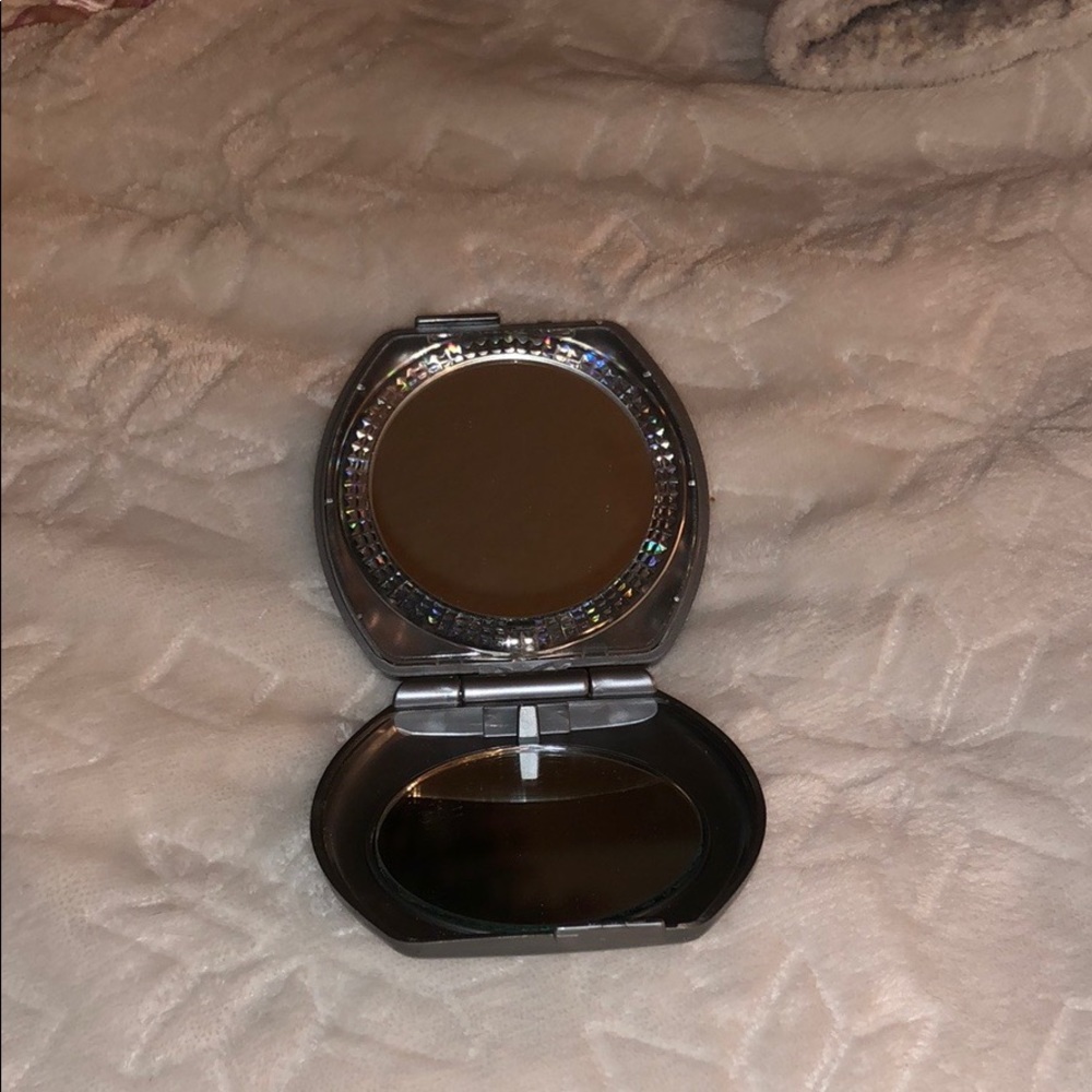Compact mirror